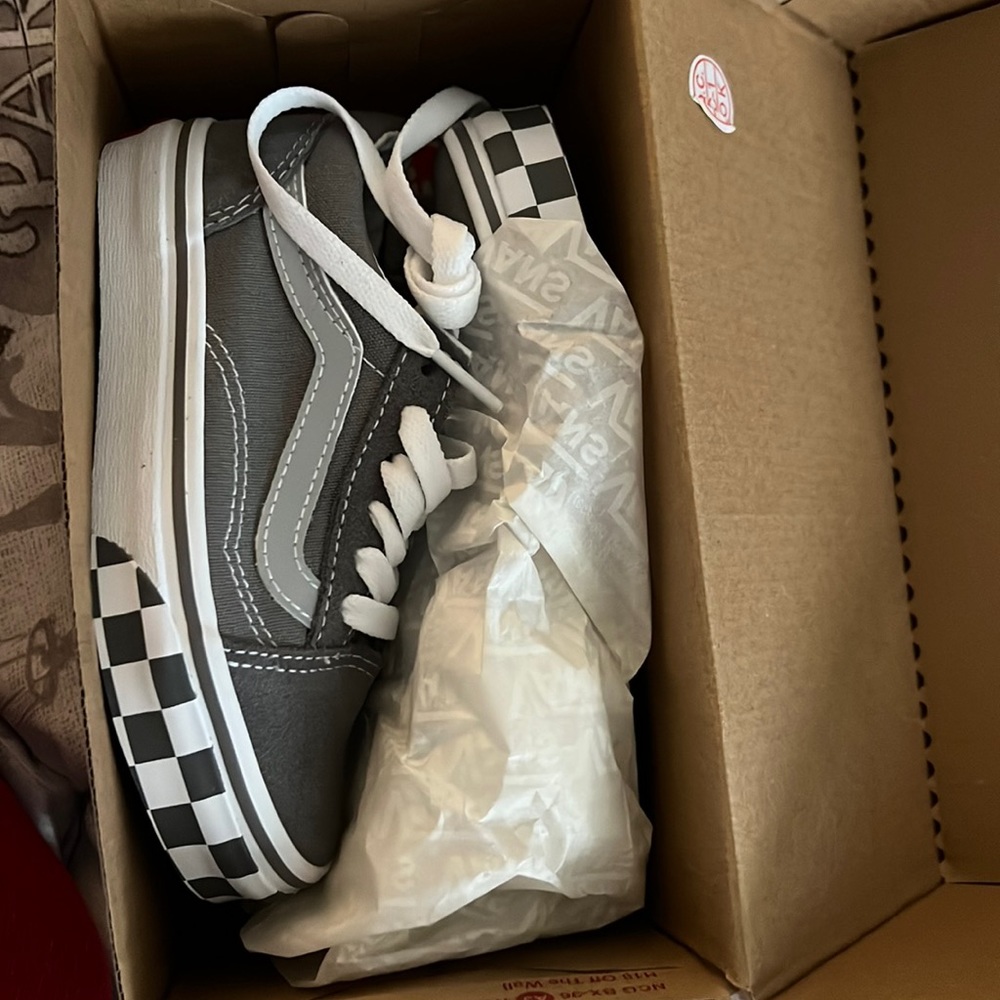 New little boy vans size 11 never worn forgot he had them to small